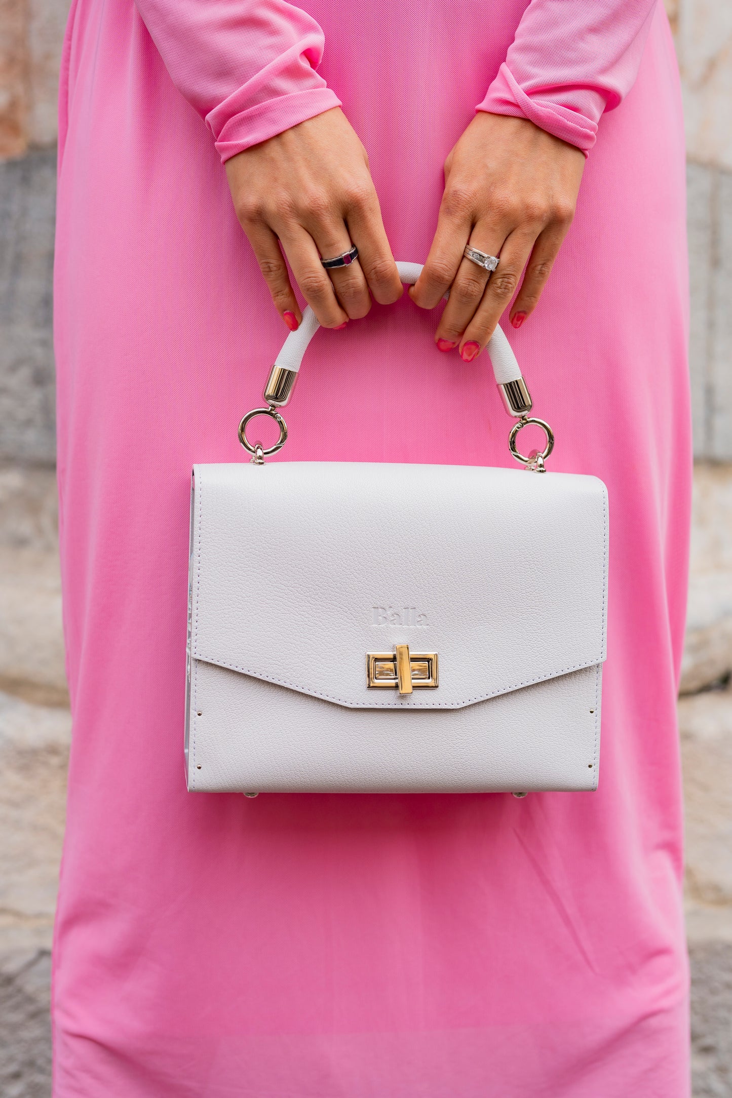 Rebeca White Leather Bag with Artistic Wood Inlay and Marine Design