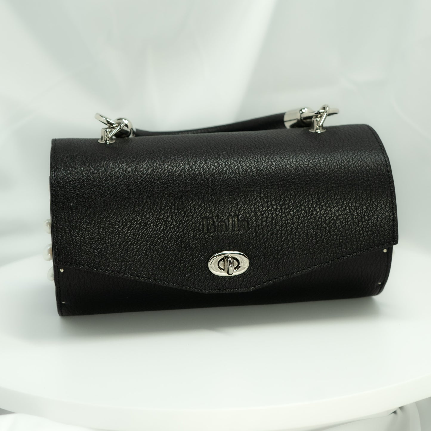 Tube Love bag. Black leather