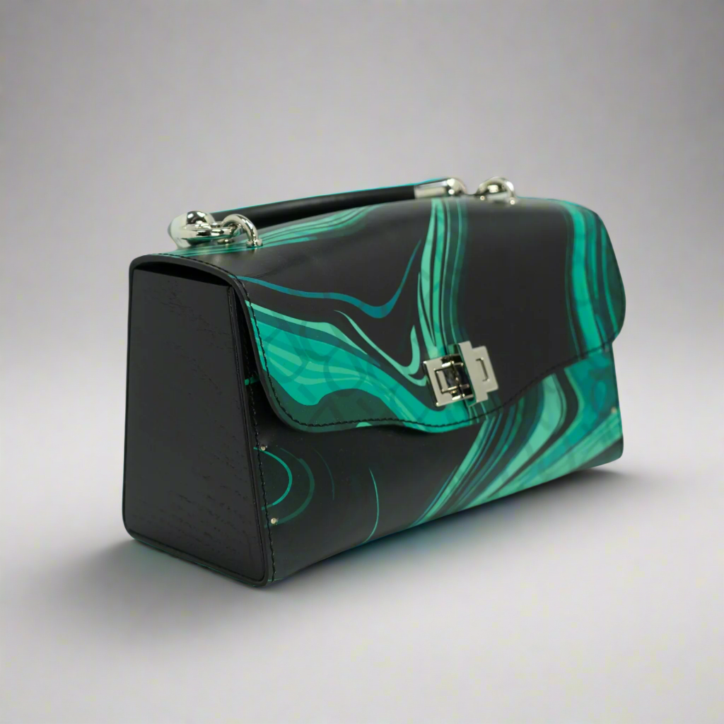 Naomi large Malachite stone