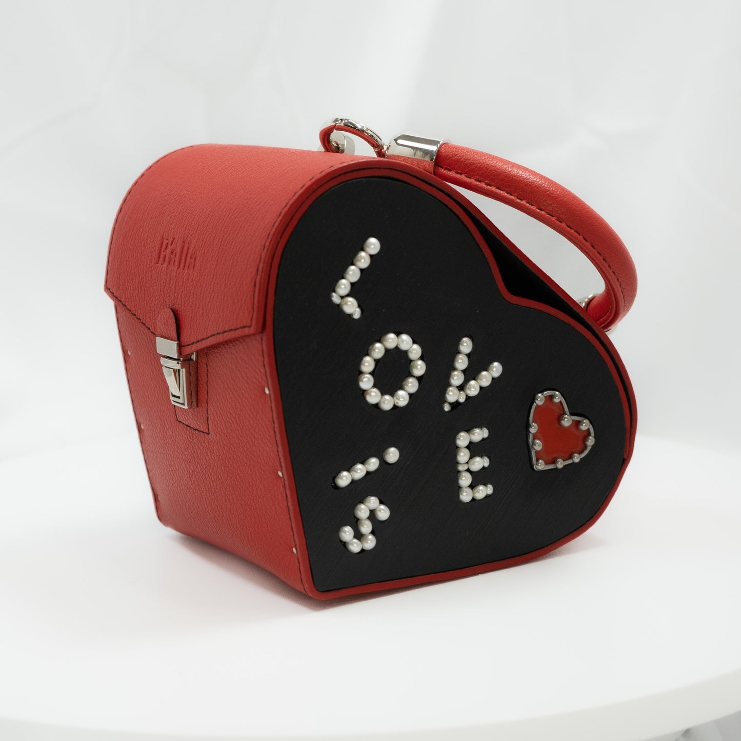 Heart bag. Red leather